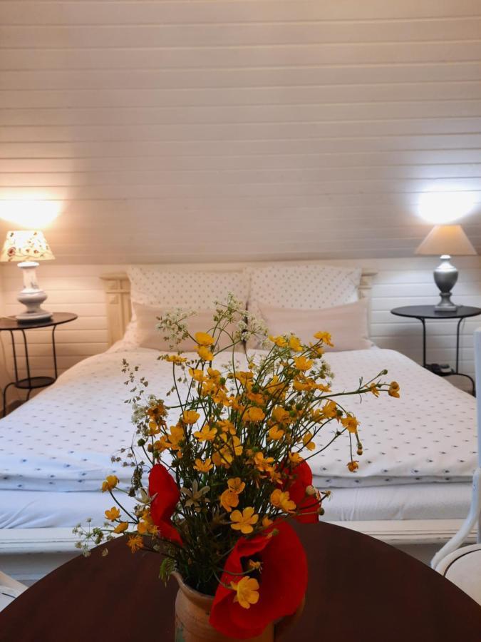 Piac Vendeghaz Hotel Kaptalantoti Eksteriør billede